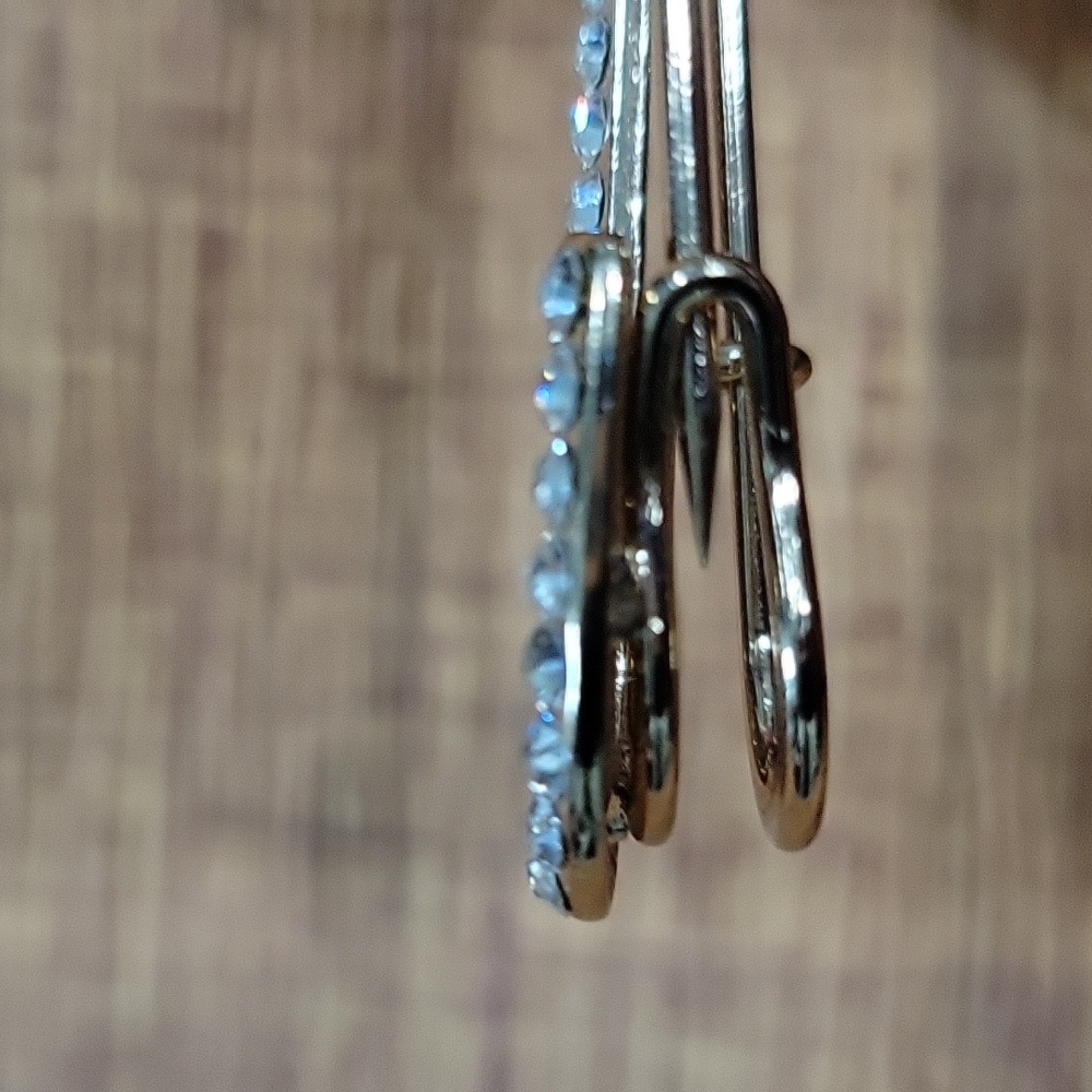 Vintage Rhinestone Crystal Brooch Pin - Picture 7 of 10